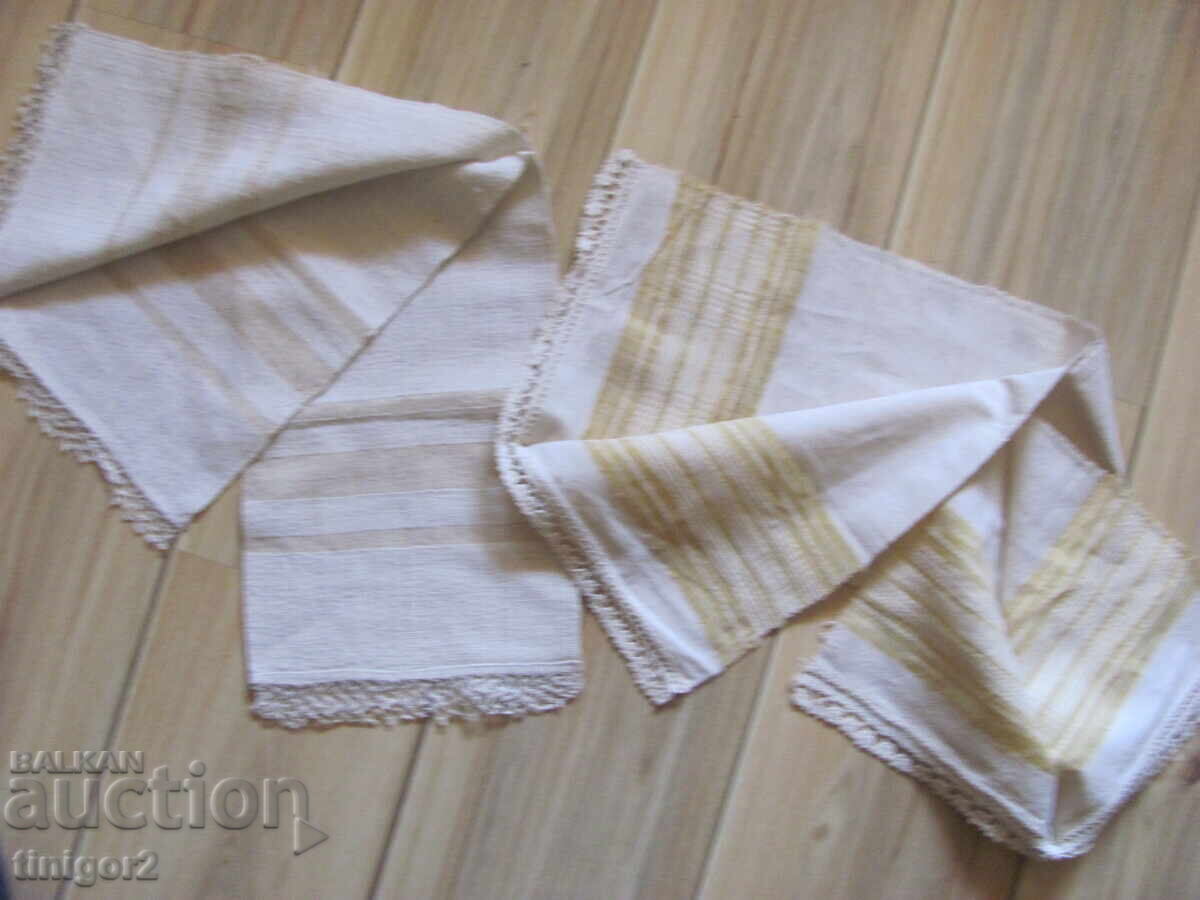 19th century linen towels with hand-crocheted lace - 2 pieces - 6 19th century linen towels with hand-crocheted lace - 2 pieces - 6