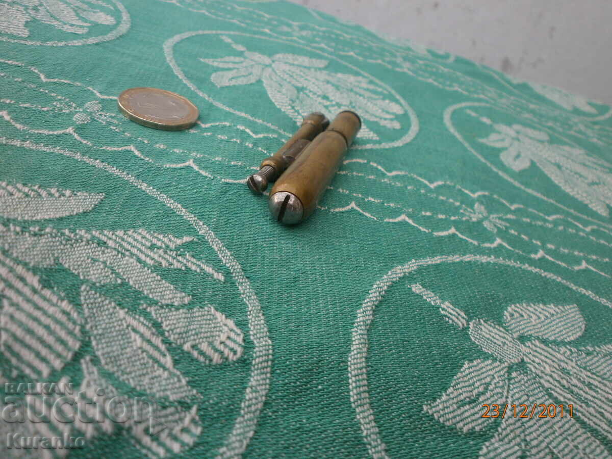 Authentic military lighter, excellent condition with price 50.00 BGN | € 25.56 Authentic military lighter, excellent condition with price 50.00 BGN | € 25.56
