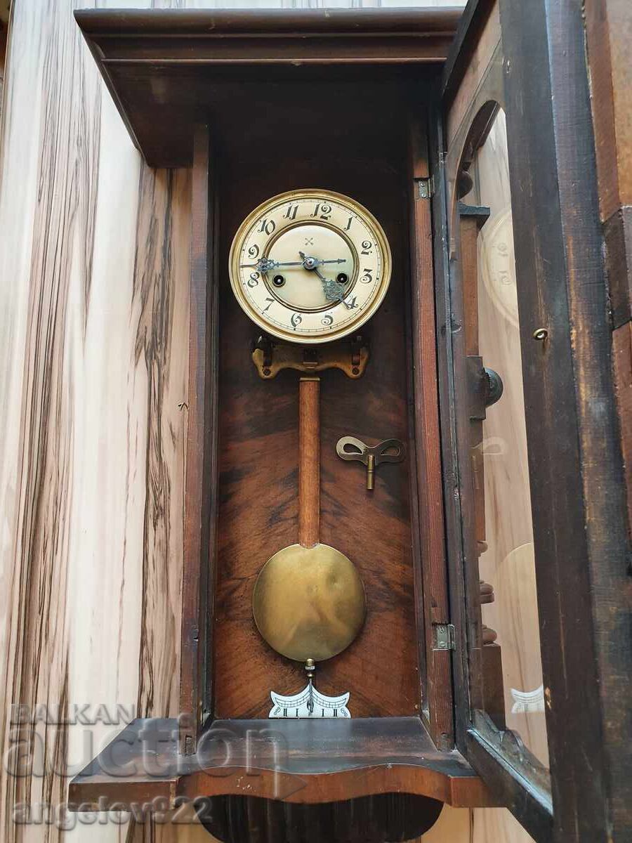 Licitație Ceas de perete german Hamburg American FUNCȚIONAL Licitație Ceas de perete german Hamburg American FUNCȚIONAL