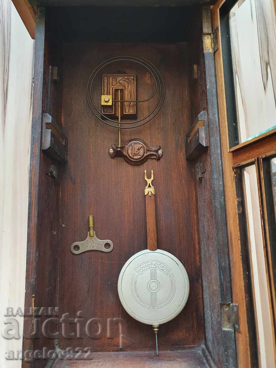 Γερμανικό ρολόι τοίχου JUNGHANS WURTEMBERG με τιμή 16.00 BGN | € 8.18