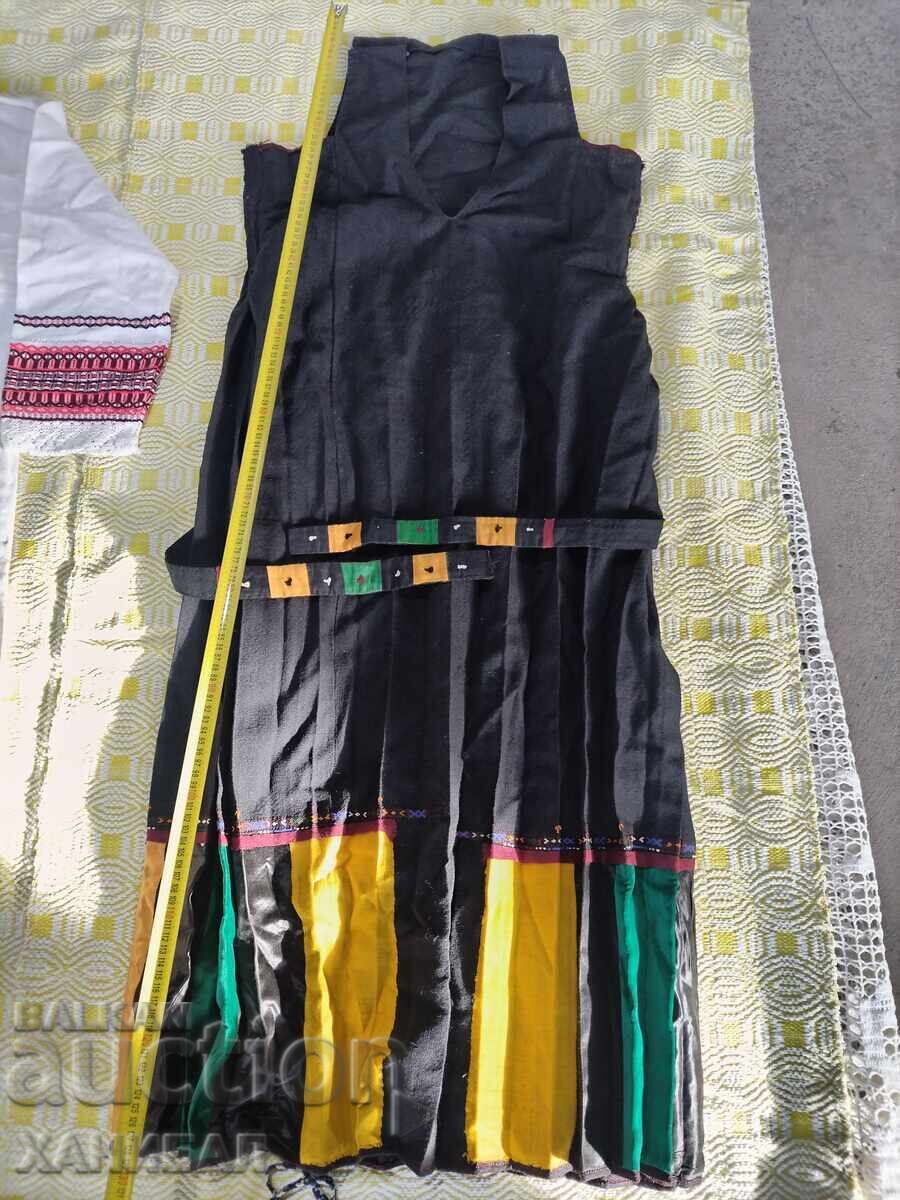 Shirt, sukman, riza, and two aprons with price 170.00 BGN | € 86.92