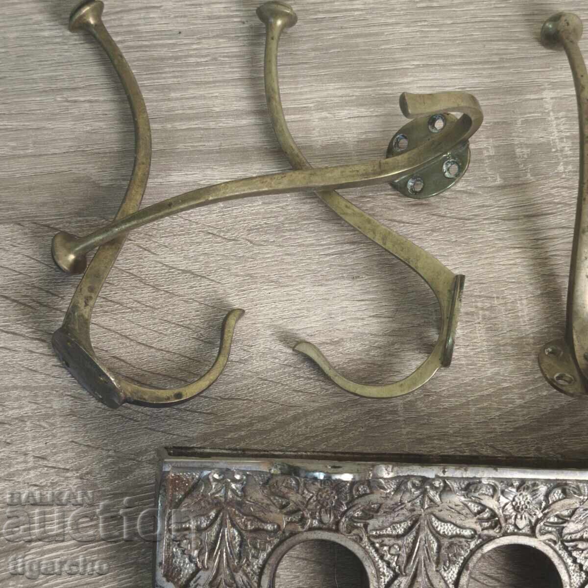 Delivery of Metal hardware Delivery of Metal hardware