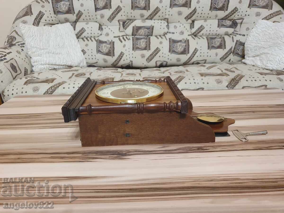 Немски стенен часовник FRANZ HERMLE РАБОТЕЩ - 6