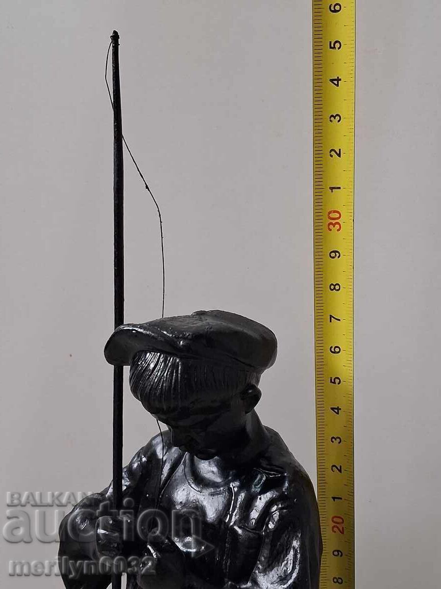 Livrarea Statuetă "Kasli" din fontă în relief figură Pescar SSSR 1987god Livrarea Statuetă "Kasli" din fontă în relief figură Pescar SSSR 1987god