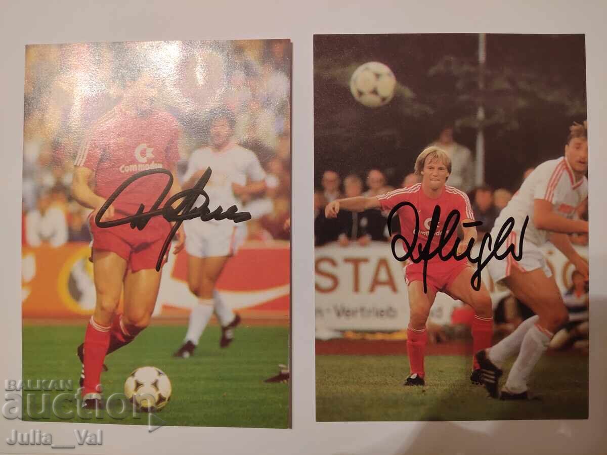 Байерн Мюнхен - мини колекция с автографи с цена 51.00 лв. | € 26.08 Байерн Мюнхен - мини колекция с автографи с цена 51.00 лв. | € 26.08