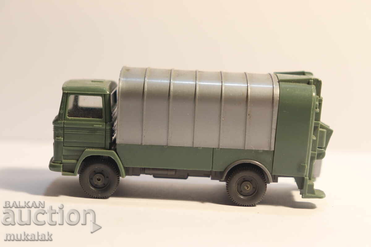 WIKING H0 1/87 MERCEDES TRUCK FOR GARBAGE MODEL CAR WIKING H0 1/87 MERCEDES TRUCK FOR GARBAGE MODEL CAR