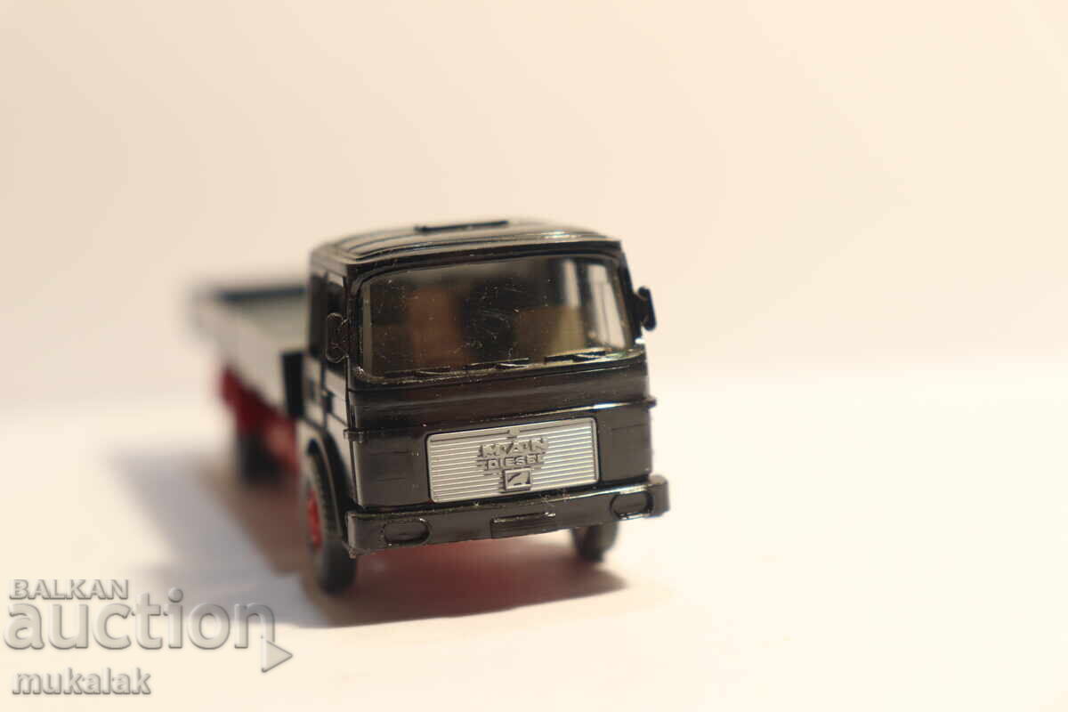 WIKING  H0 1/87  MAN    КАМИОН    МОДЕЛ   КОЛИЧКА с цена 10.00 лв. | € 5.11