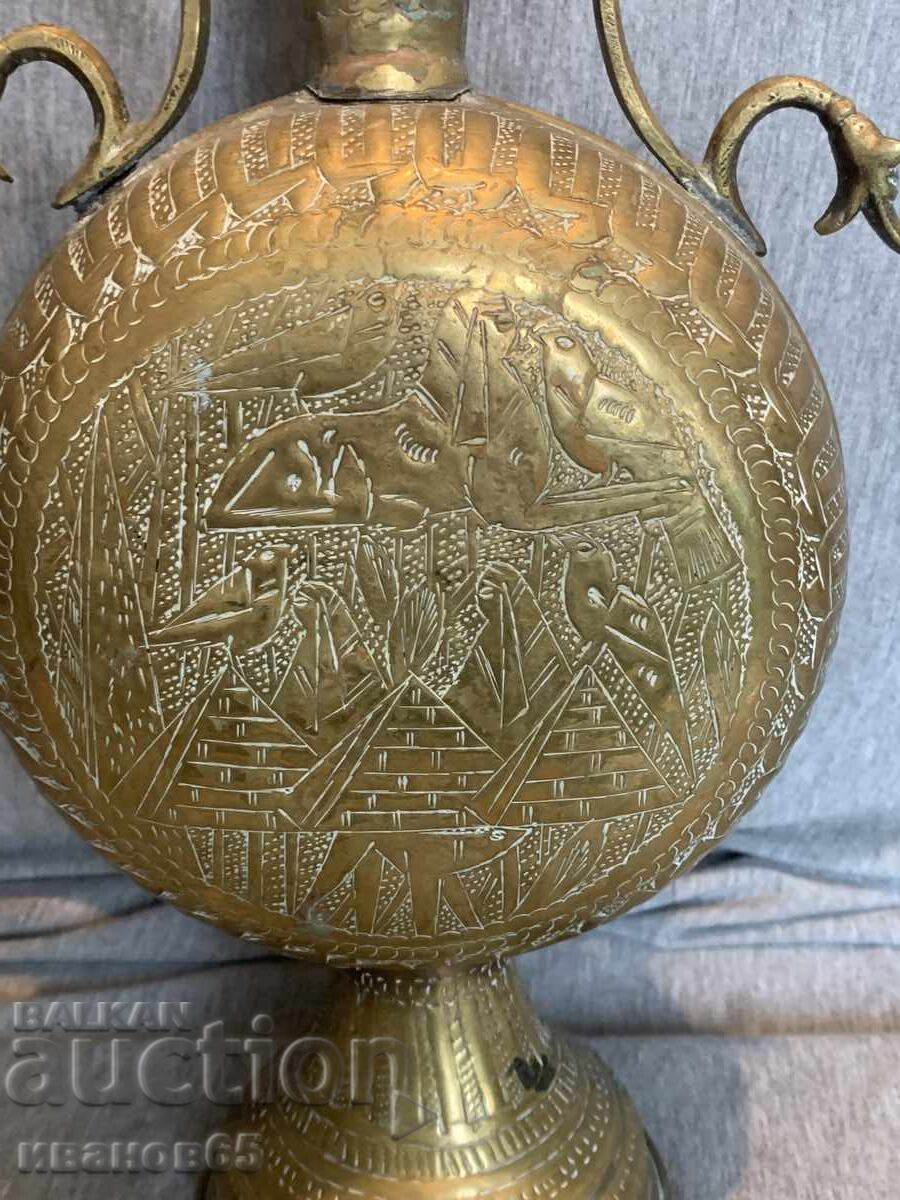 Brass pitcher/jug with decorative engravings and shaped handles - 5 Brass pitcher/jug with decorative engravings and shaped handles - 5