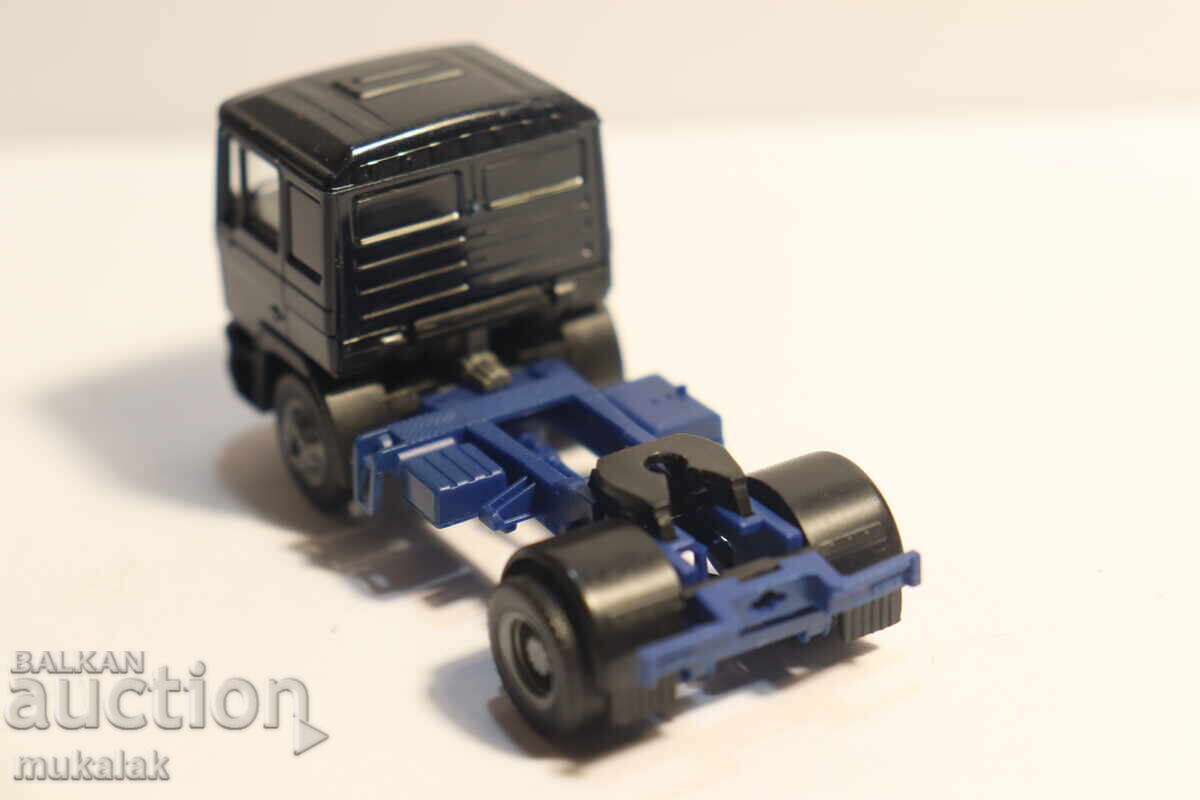 Доставка на HERPA   H0 1/87  МАН MAN ВЛЕКАЧ  КАМИОН  МОДЕЛ