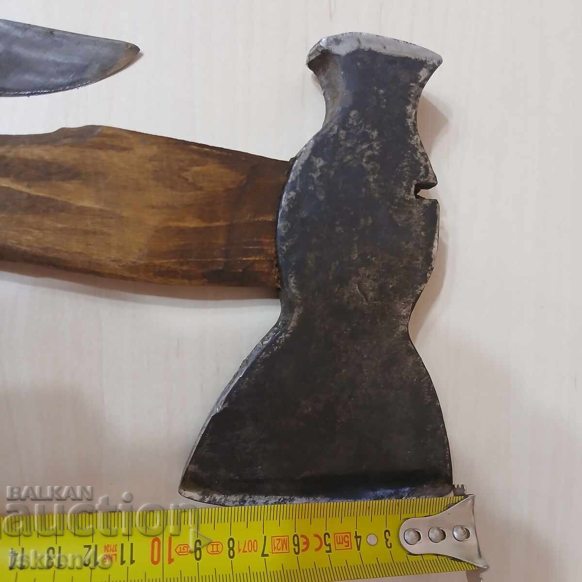 Delivery of Tourist Axe and Hunting Knife