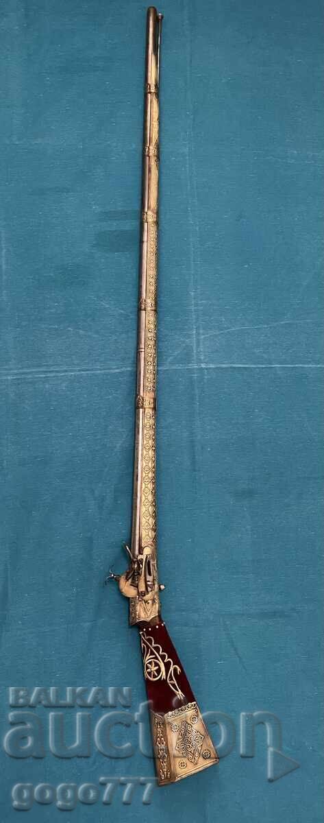 ΣΛΙΒΕΝΣΚΑ ΜΠΟΪΛΙΑ