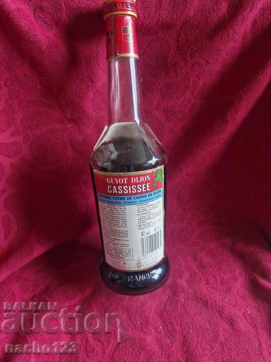 Bottle of French liqueur with price 30.00 BGN | € 15.34