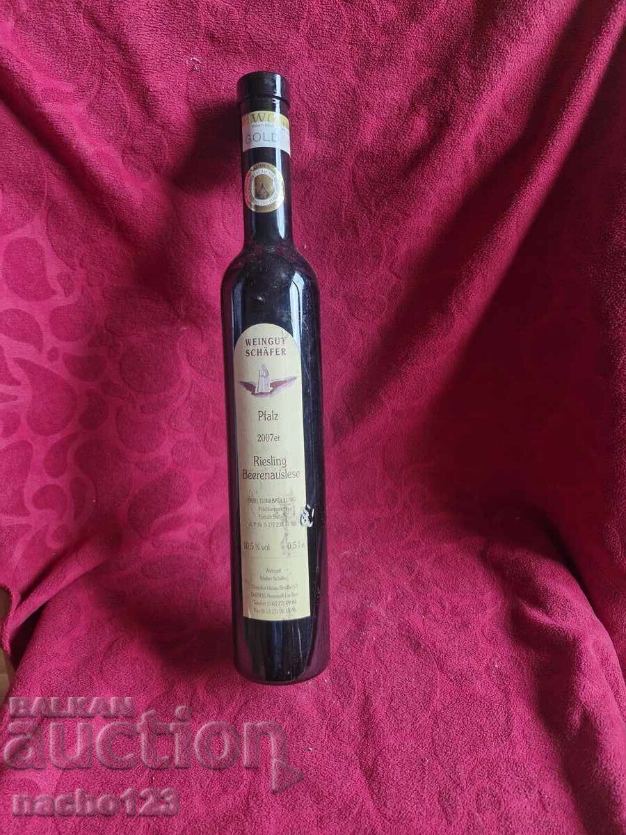 Bottle of quality German red wine 2007