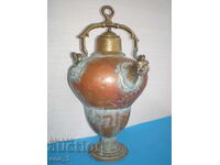 Vechi vas ritual european pentru apă sfințită/Aquamanile