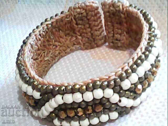 Δημοπρασία Όμορφες βραχιόλια από χάντρες