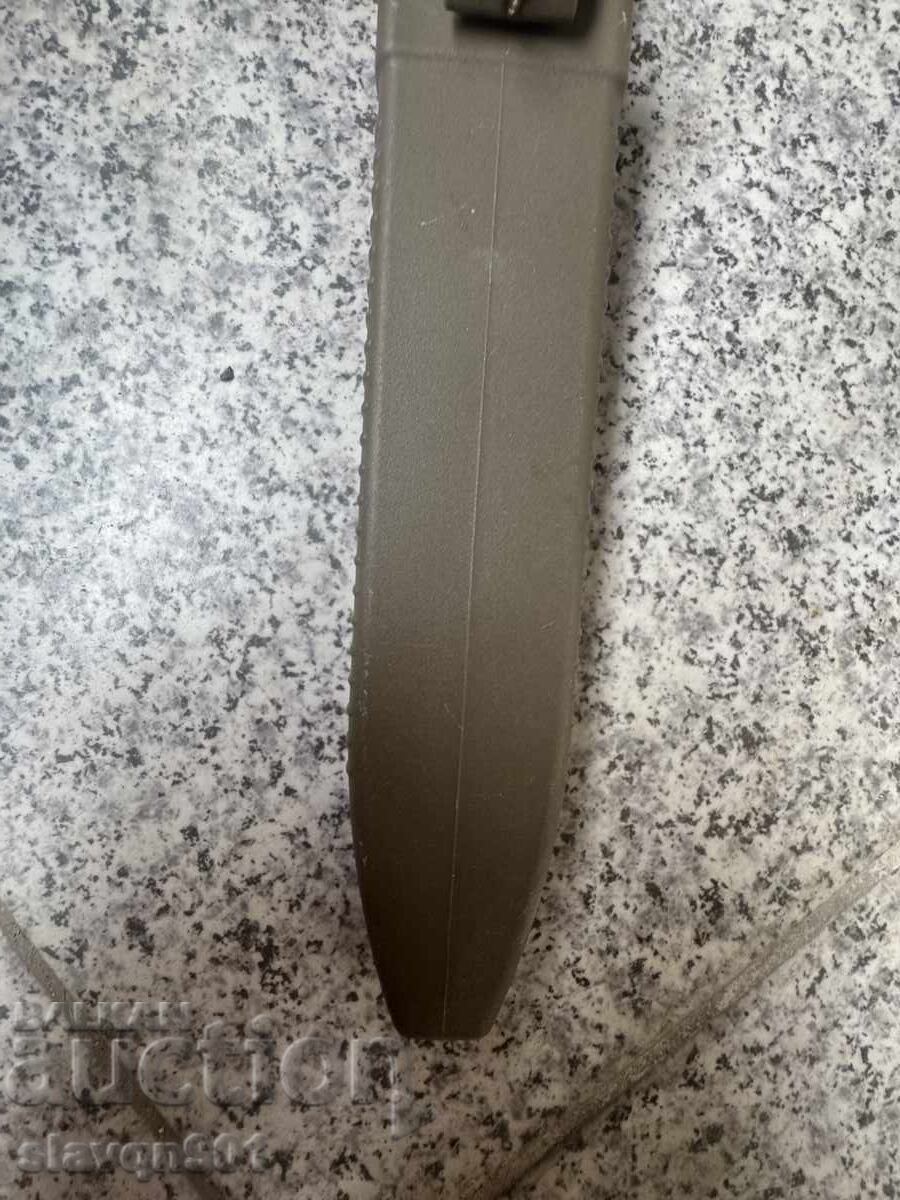 Στρατιωτικό μαχαίρι με τιμή 16.00 BGN | € 8.18