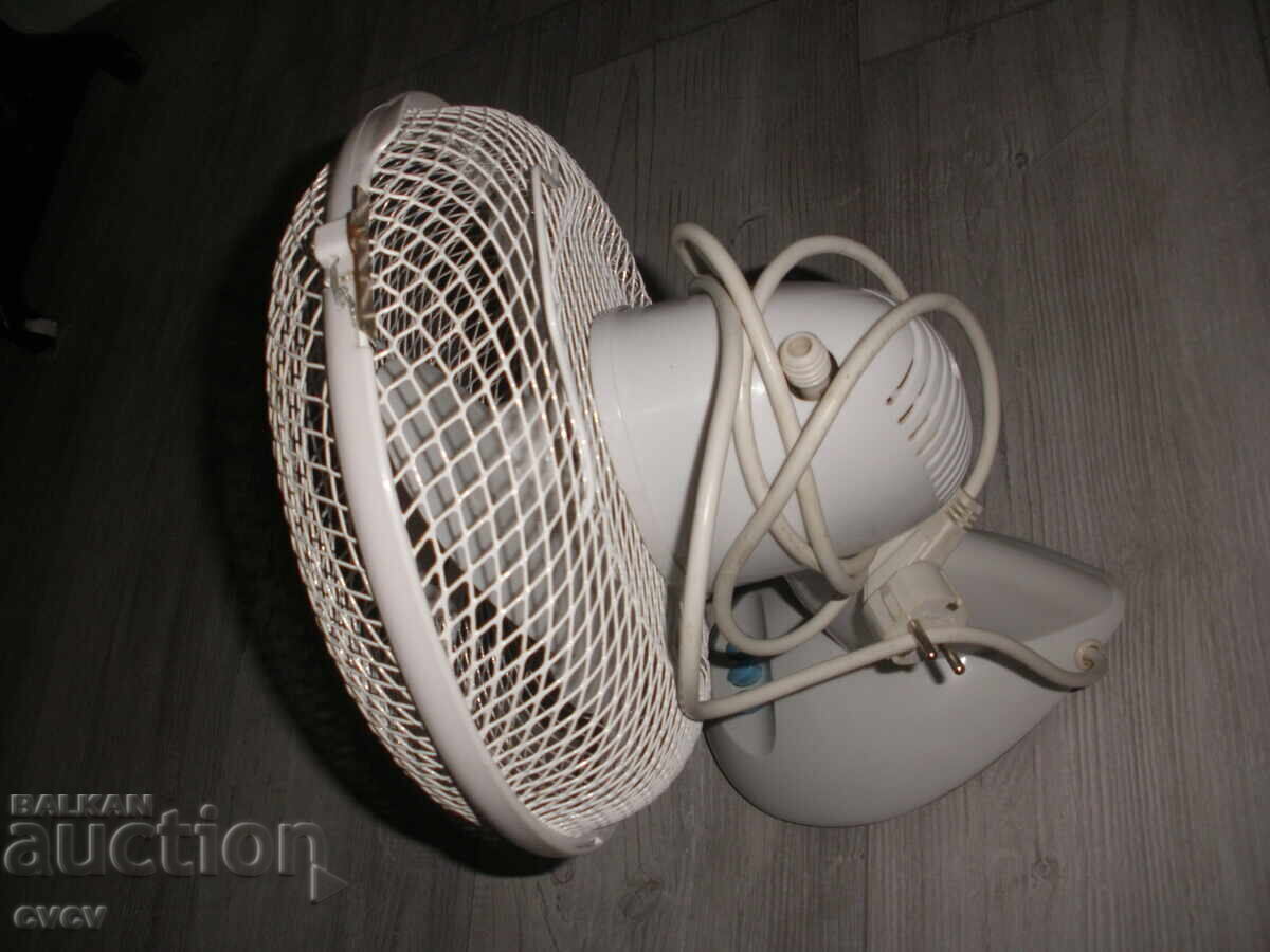 Δημοπρασία Ανεμιστήρας, επιτραπέζιος, λευκός - Β.Ζ.Τ Δημοπρασία Ανεμιστήρας, επιτραπέζιος, λευκός - Β.Ζ.Τ