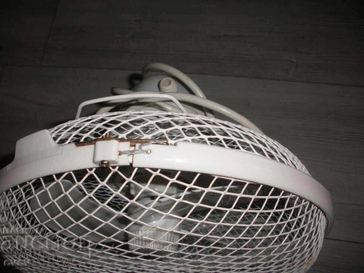 Ανεμιστήρας, επιτραπέζιος, λευκός - Β.Ζ.Τ - 7 Ανεμιστήρας, επιτραπέζιος, λευκός - Β.Ζ.Τ - 7