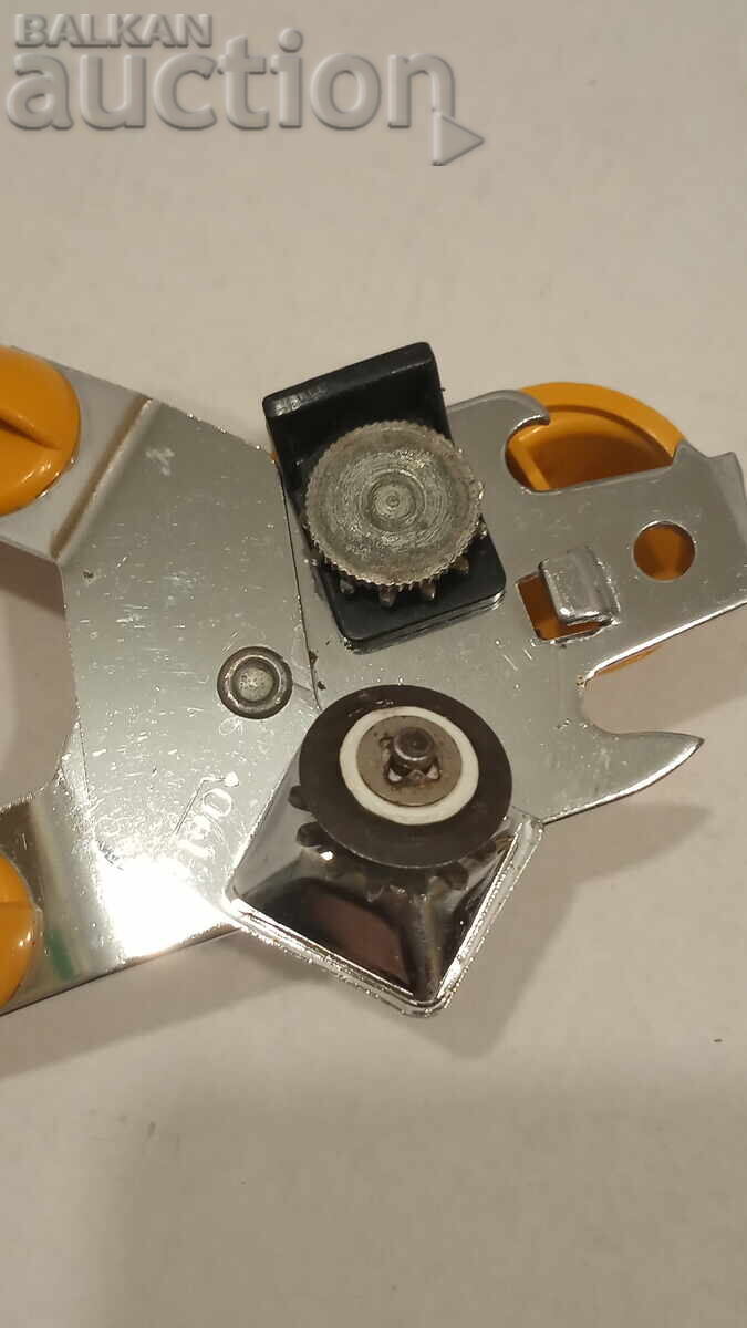 Can opener - 5