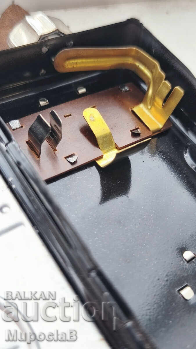 Flashlight "NARVA" from World War 2, WW2 with price 40.00 BGN | € 20.45 Flashlight "NARVA" from World War 2, WW2 with price 40.00 BGN | € 20.45