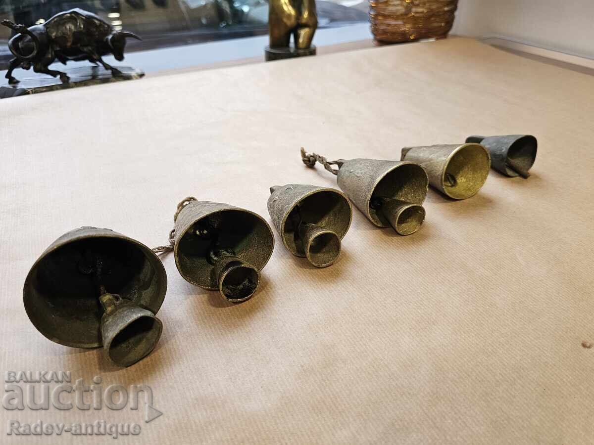 6 Old Master Neuropian Chan Numbers, Clapper Chan Bell with price 510.00 BGN | € 260.76