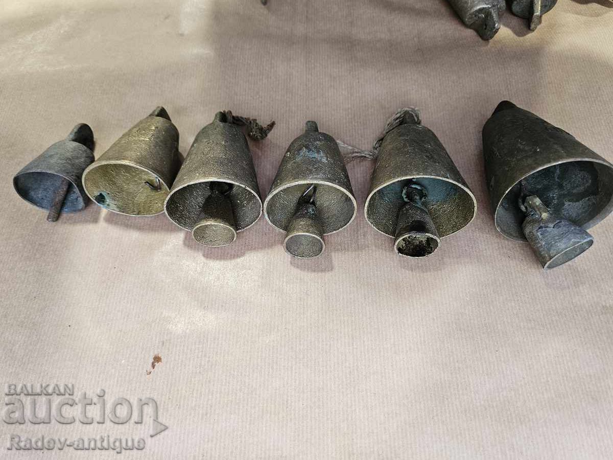 6 Old Master Neuropian Chan Numbers, Clapper Chan Bell - 5