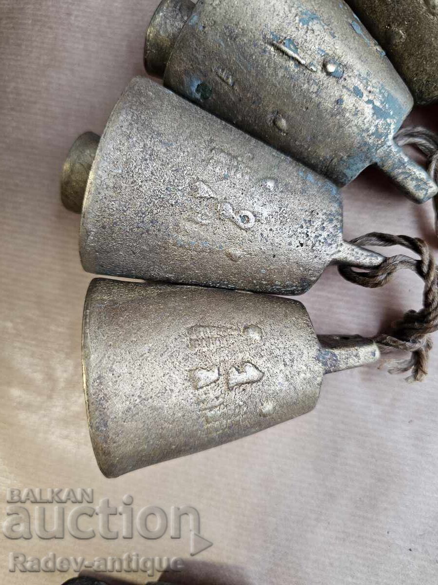 6 Old Master Neuropian Chan Numbers, Clapper Chan Bell - 7