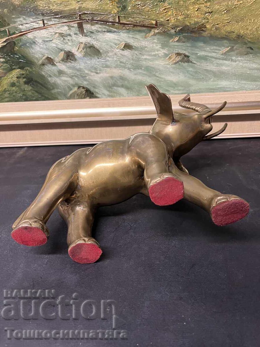 Μεγάλος, χάλκινος ελέφαντας - 6 Μεγάλος, χάλκινος ελέφαντας - 6