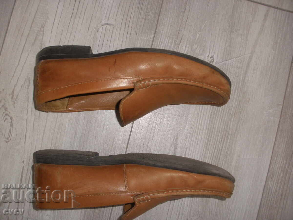 Παπούτσια - Clarks - δέρμα - Β.Ζ.Χ - 5 Παπούτσια - Clarks - δέρμα - Β.Ζ.Χ - 5