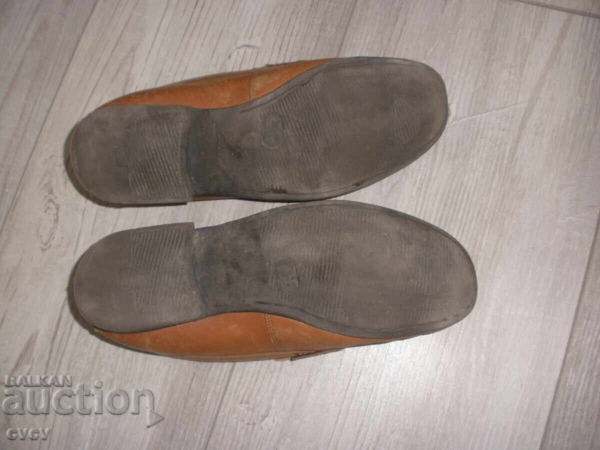Παπούτσια - Clarks - δέρμα - Β.Ζ.Χ - 6 Παπούτσια - Clarks - δέρμα - Β.Ζ.Χ - 6