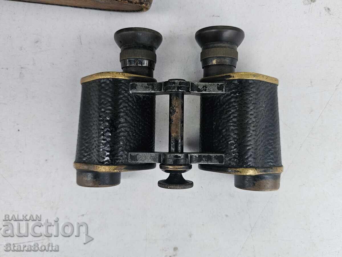 Delivery of German Binoculars 6X30 WW2