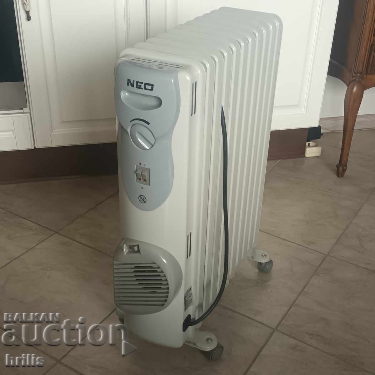 RADIATOR DE ULEI MINUNAT NEO 2500 W 11 REBURI cu preț 95.00 BGN | € 48.57