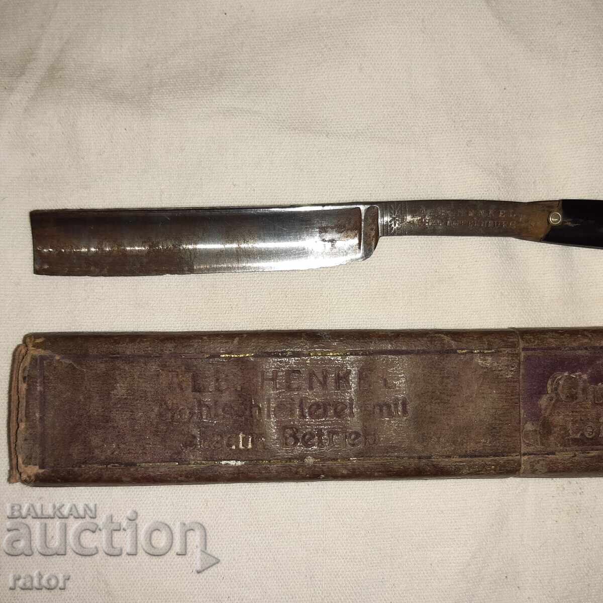 Old razor with price 13.99 BGN | € 7.15