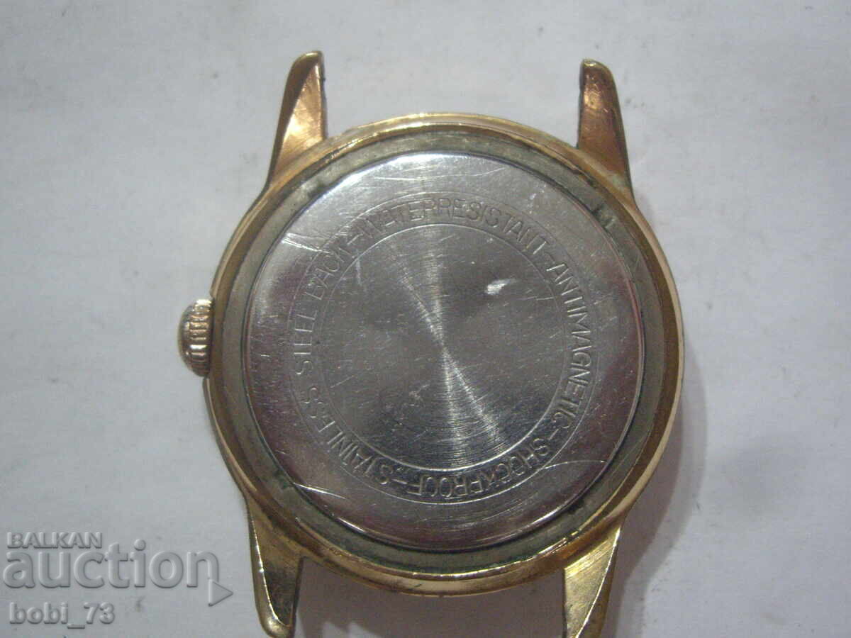 Παλιό επιχρυσωμένο ανδρικό ρολόι με τιμή 60.00 BGN | € 30.68