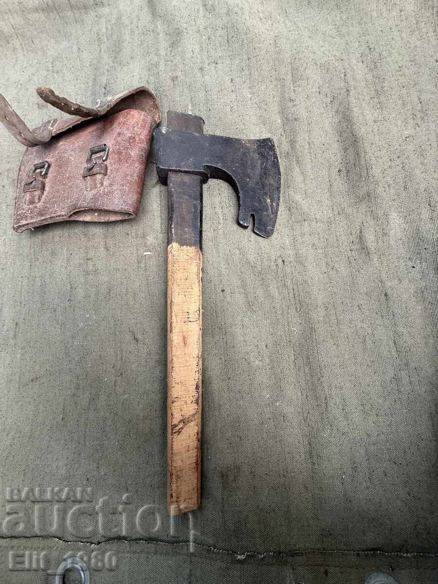 Soldier's hatchet - 6
