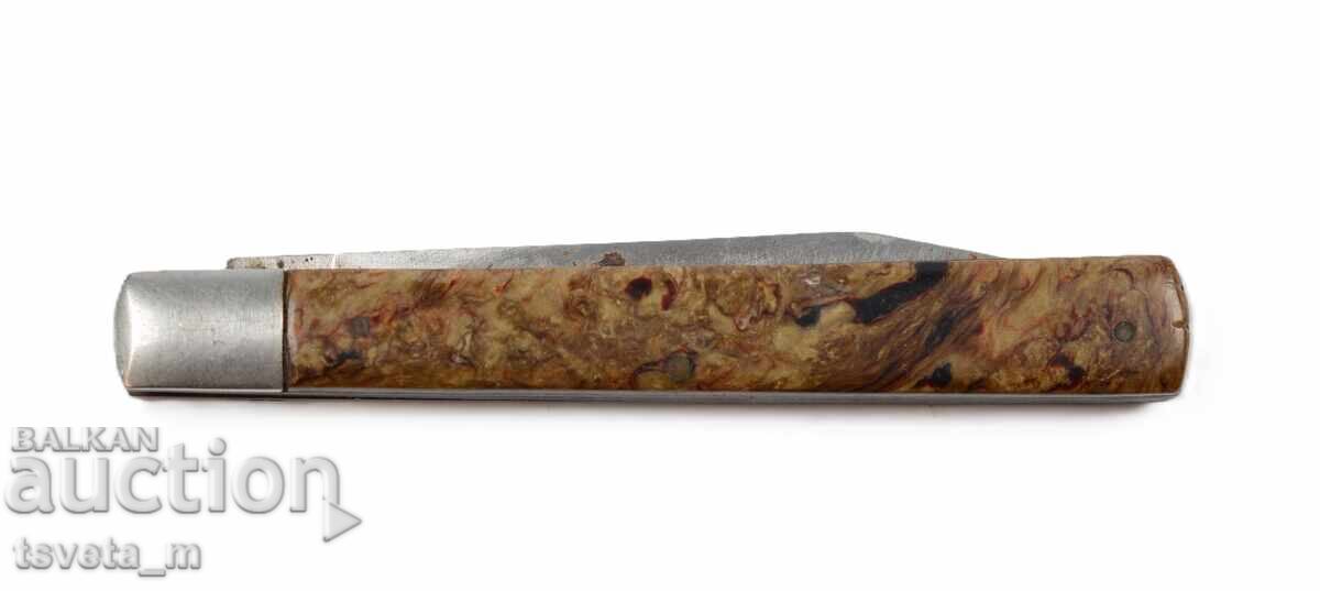 A pocket knife with price 20.00 BGN | € 10.23