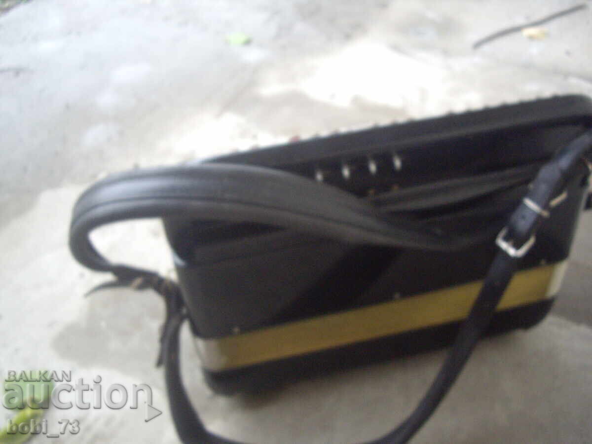 Delivery of Old Italian Accordion Delivery of Old Italian Accordion