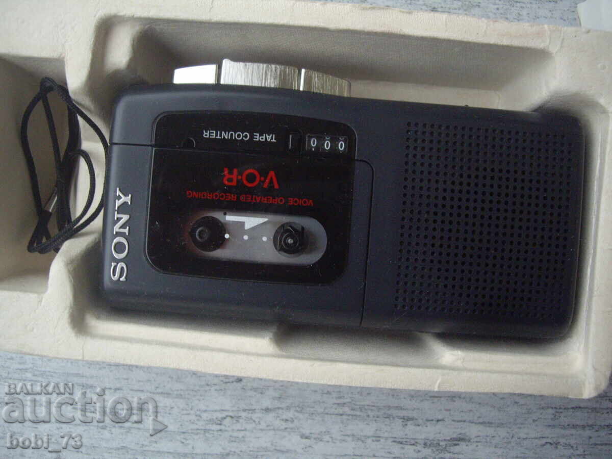 Dictafon nou-nouț "Sony" cu preț 60.00 BGN | € 30.68 Dictafon nou-nouț "Sony" cu preț 60.00 BGN | € 30.68