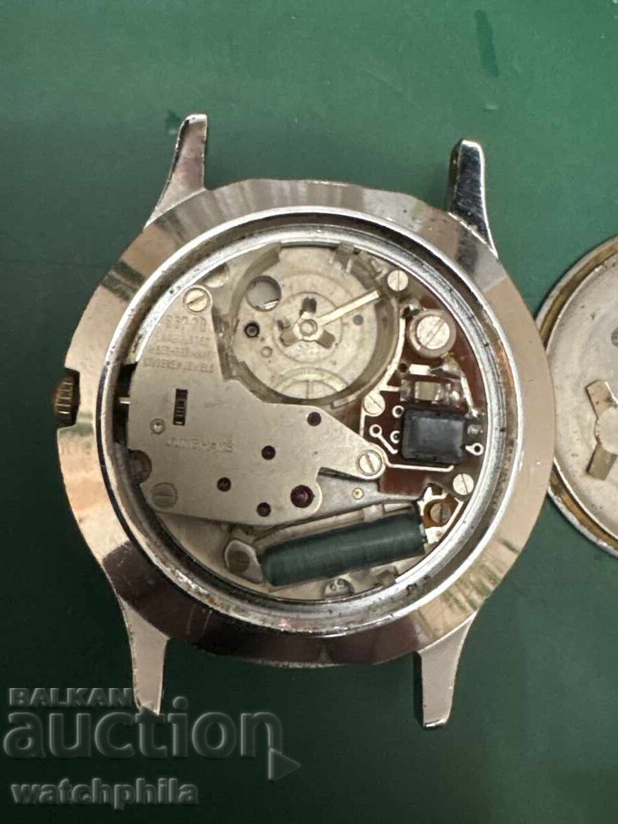 Auction  Junghans Quartz Rare Men's Wristwatch