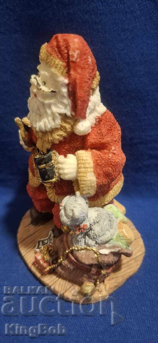 Αντίκα φιγούρα "Άγιος Βασίλης πίνει γάλα με κακάο" με τιμή 12.00 BGN | € 6.14