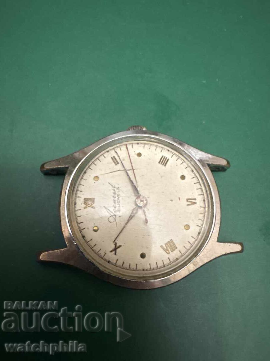 Auction  Accurist Swiss Rare Men's Watch. Working