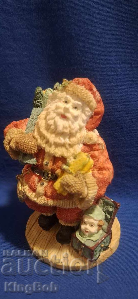 FIGURINĂ VINTAGE "MOȘ CRĂCIUN BEÂND LAPTE CU CACAO" cu preț 12.00 BGN | € 6.14 FIGURINĂ VINTAGE "MOȘ CRĂCIUN BEÂND LAPTE CU CACAO" cu preț 12.00 BGN | € 6.14