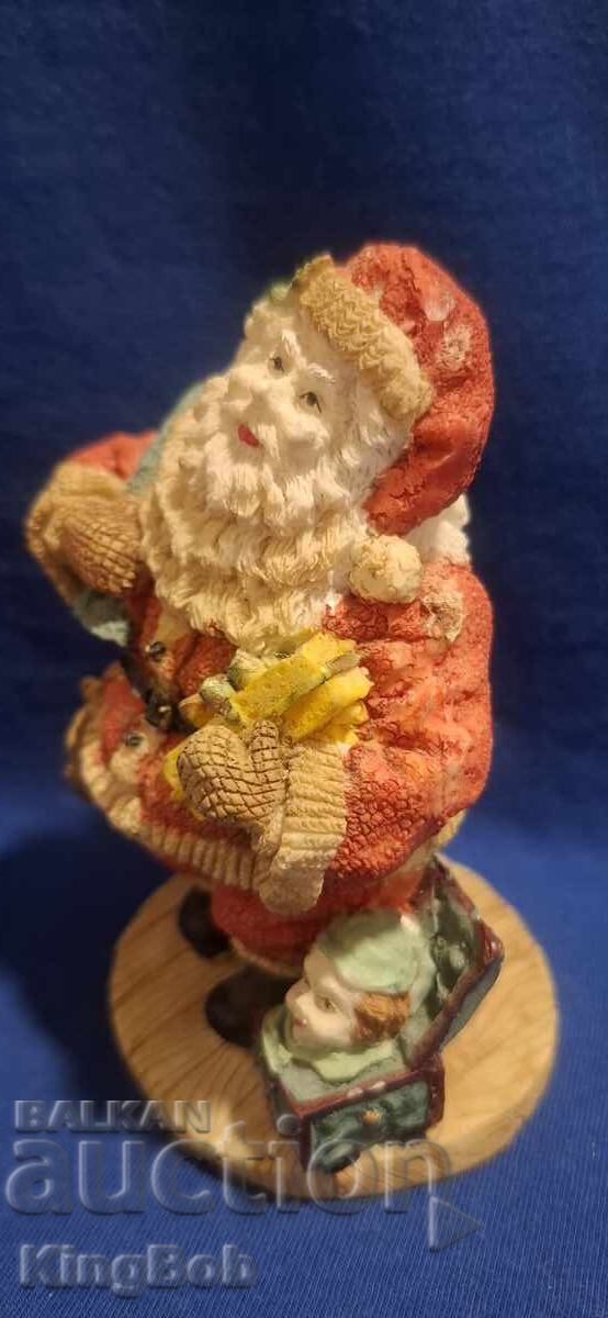 Licitație FIGURINĂ VINTAGE "MOȘ CRĂCIUN BEÂND LAPTE CU CACAO" Licitație FIGURINĂ VINTAGE "MOȘ CRĂCIUN BEÂND LAPTE CU CACAO"