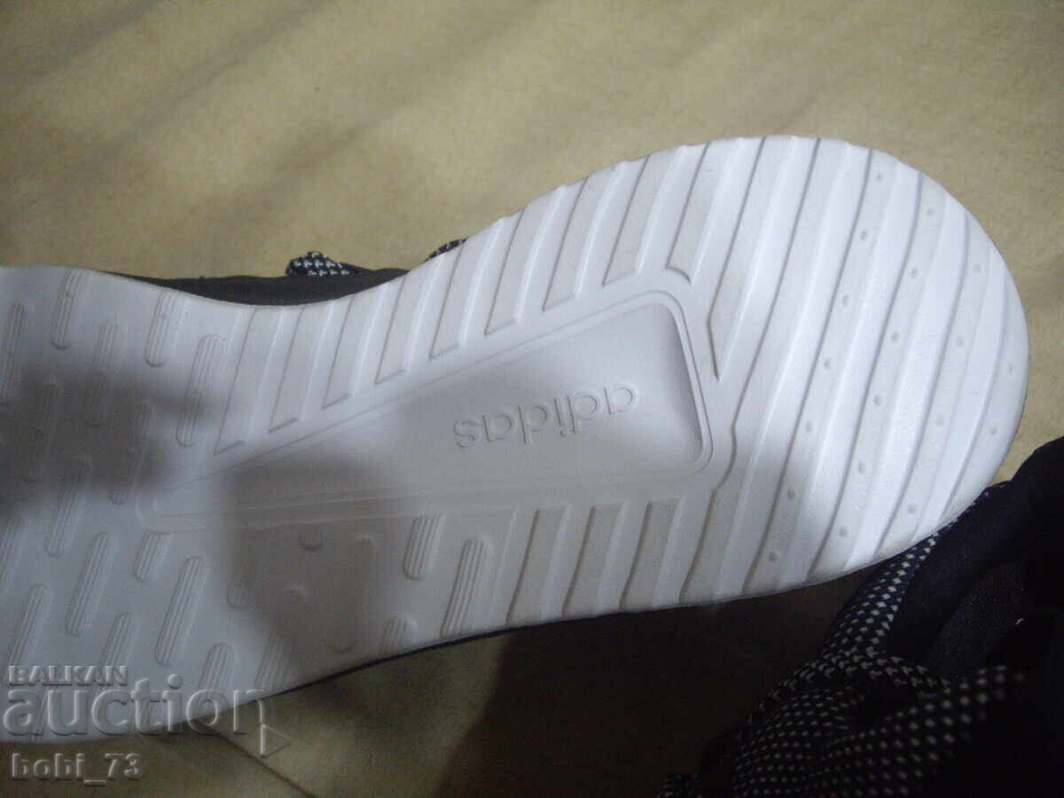 Brand new, original Adidas sneakers - 5 Brand new, original Adidas sneakers - 5