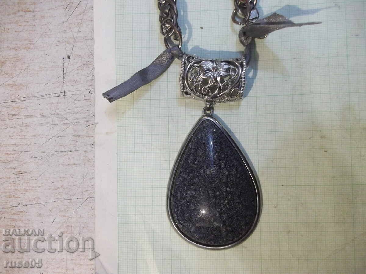 Colier - 20 cu preț 20.00 BGN | € 10.23 Colier - 20 cu preț 20.00 BGN | € 10.23