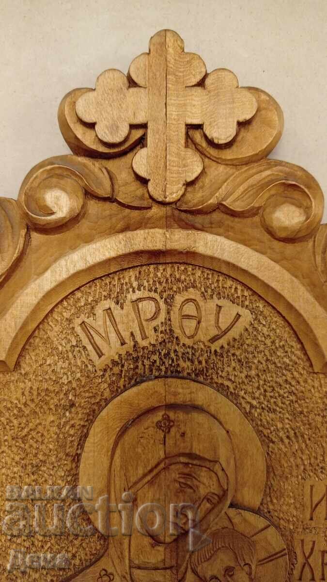 Icoană din lemn 2009 cu preț 28.00 BGN | € 14.32