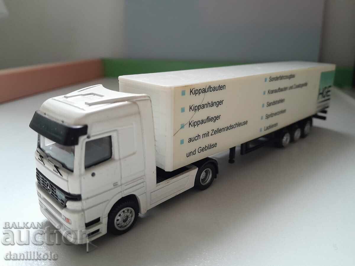 Auction  *$*Y*$* METAL MODEL MERCEDES ACTROS ADVERTISING *$*Y*$*