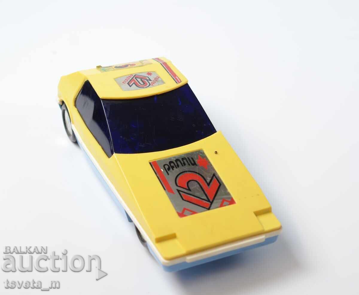 Licitație Mașină de plastic RALI soc