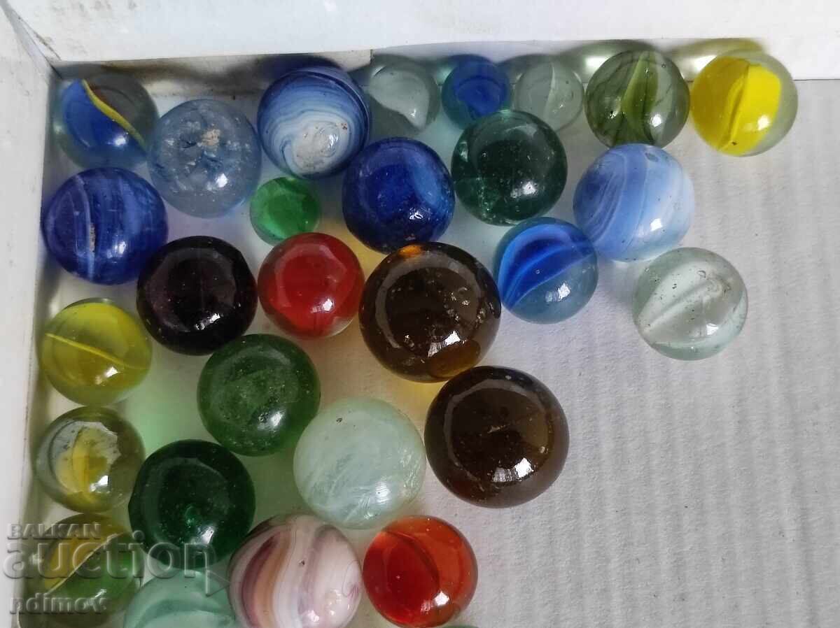 Lot of glass marbles (bubuchki) with price 3.00 BGN | € 1.53 Lot of glass marbles (bubuchki) with price 3.00 BGN | € 1.53