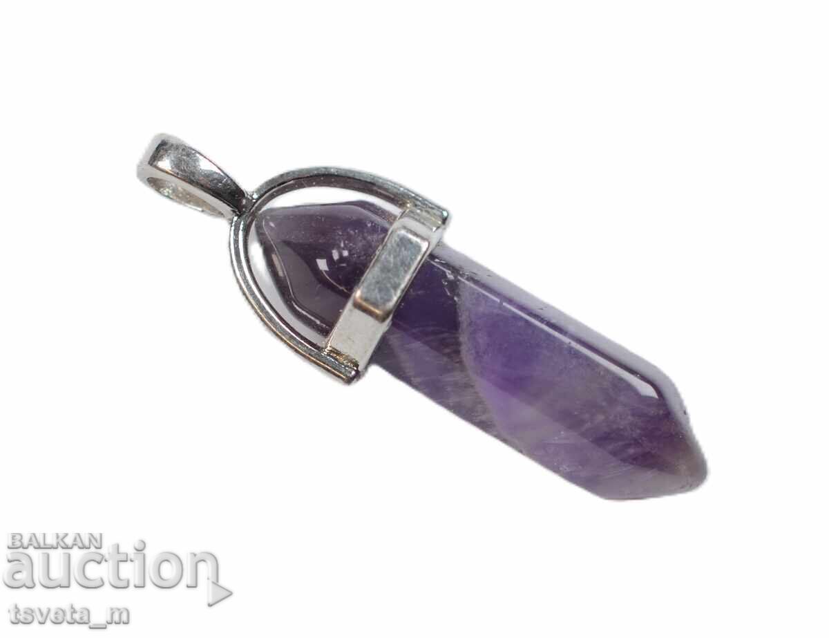 Pendant, medallion made of amethyst gemstone